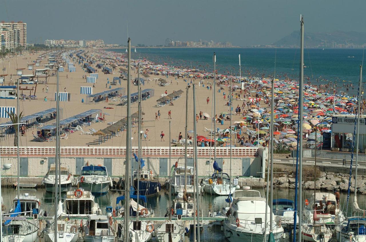 CAPRI GANDIA PRIMERA LÍNEA - Alquiler solo familias Playa de Gandía Exterior foto