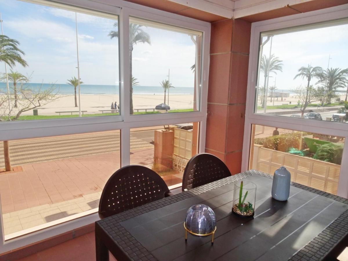 CAPRI GANDIA PRIMERA LÍNEA - Alquiler solo familias Playa de Gandía Exterior foto