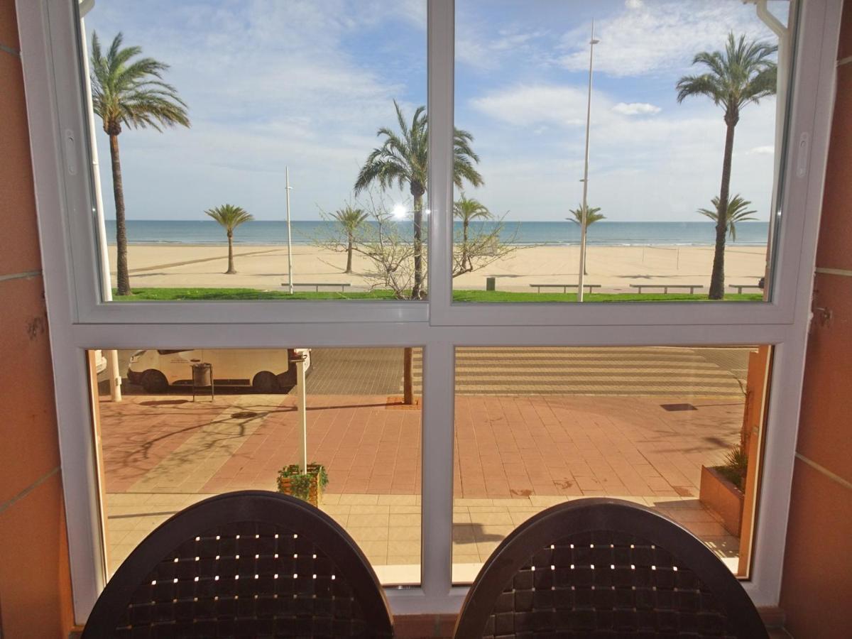 CAPRI GANDIA PRIMERA LÍNEA - Alquiler solo familias Playa de Gandía Exterior foto